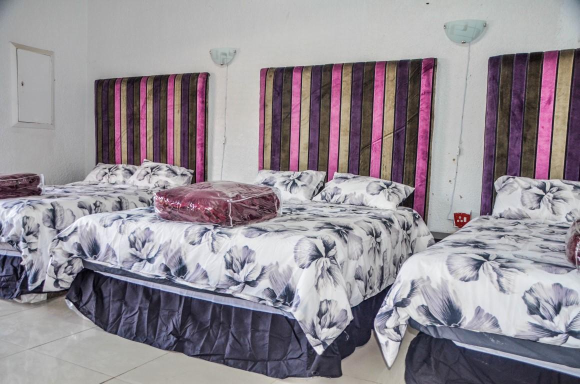 Sani Bonani Guest House Klerksdorp Esterno foto
